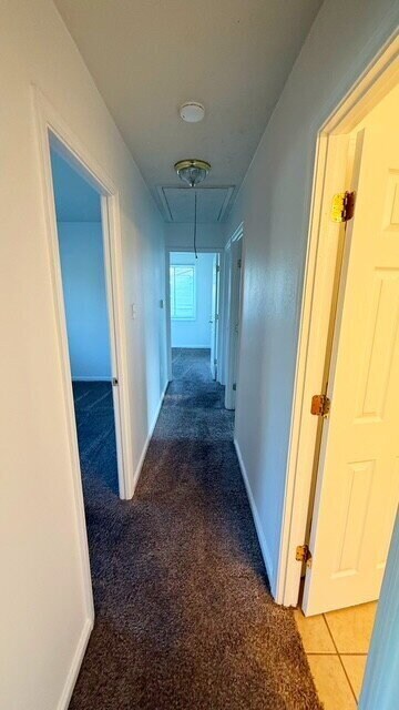 Building Photo - WEST SIDE 4 BEDROOM RANCH AVAILABLE NOW!