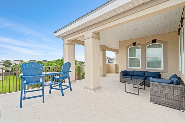 Building Photo - 20 St Francis Dr S