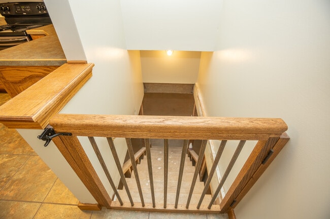 Building Photo - 409 Donna Bella Pl