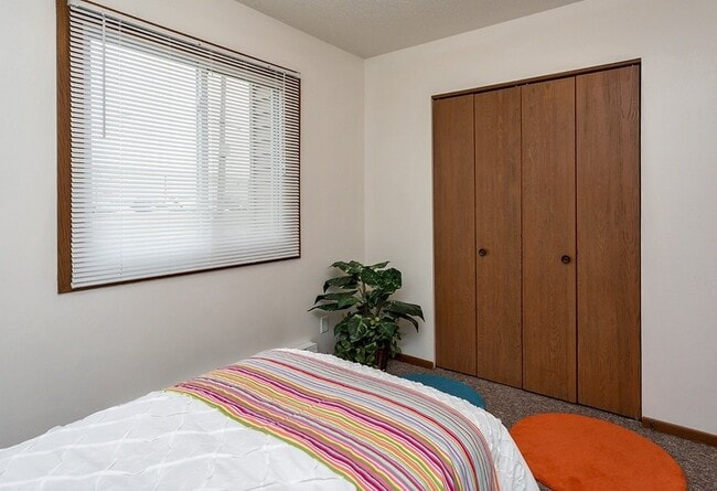 Building Photo - 225 Sugar Creek Ln