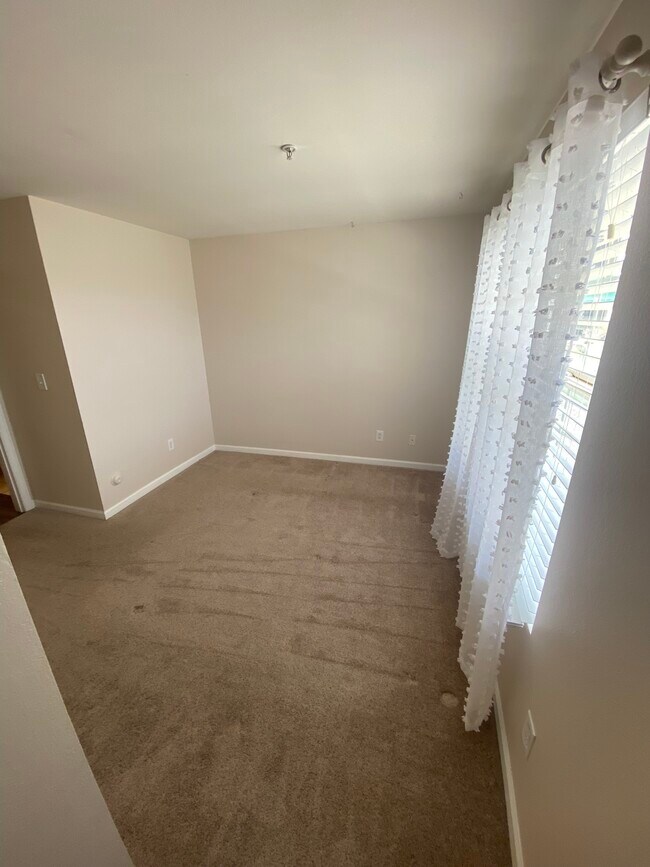 Building Photo - 12338 W Dorado Pl