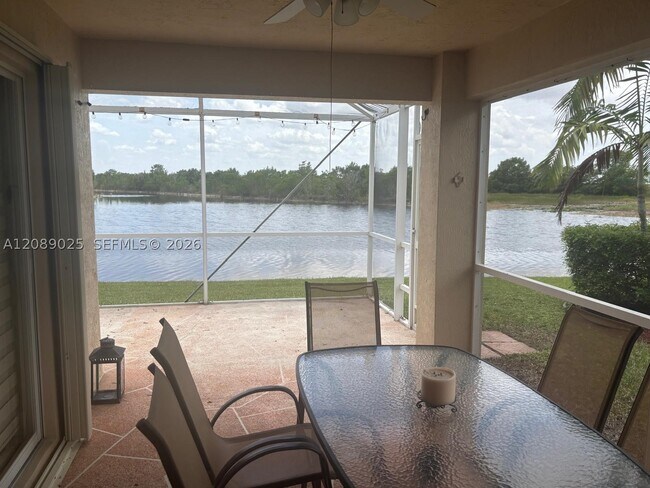 Building Photo - 1314 Canary Island Dr