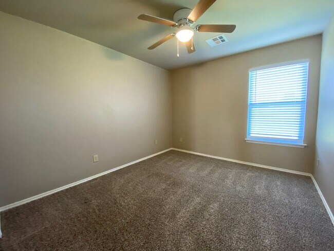 Building Photo - Cute 3 Bedroom Home In Piedmont Schools