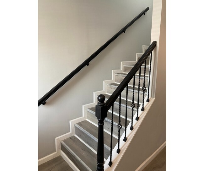 Building Photo - 2933 Presstman St