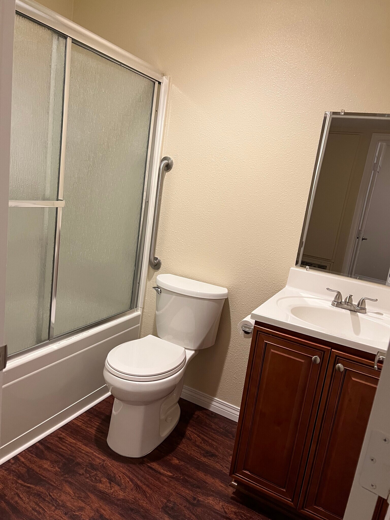 Building Photo - 3024 E Carey Ave