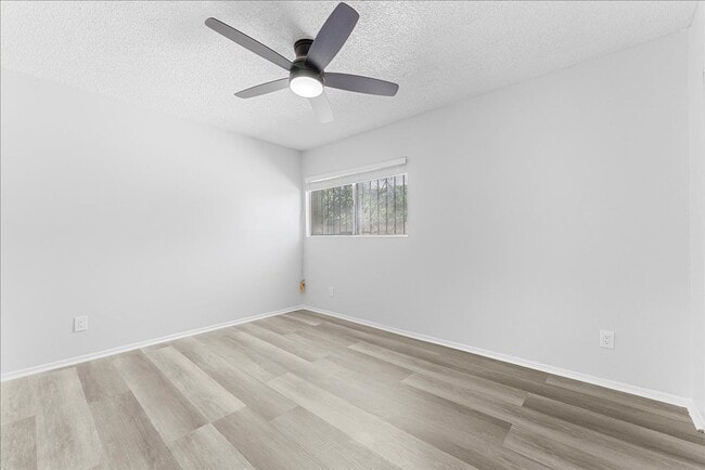 Building Photo - 2919 Baldwin St