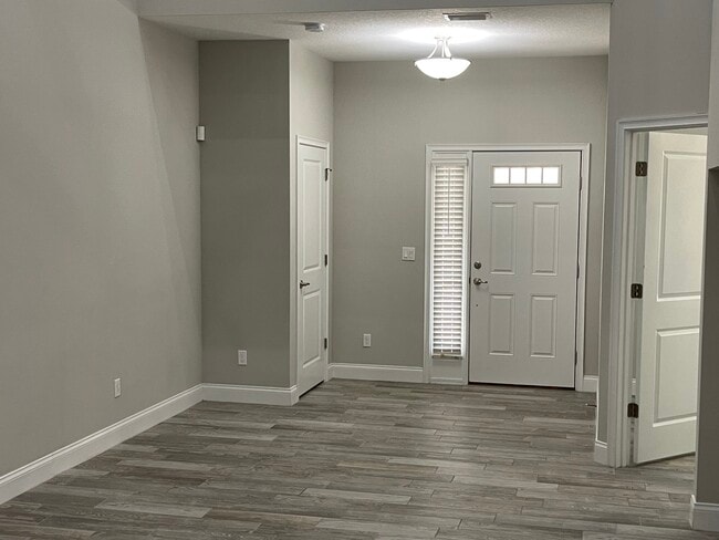 Building Photo - 3457 Medici Blvd