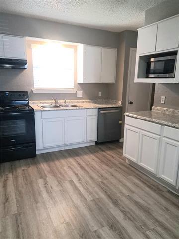 Building Photo - 3225 Cortez Dr