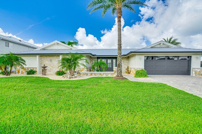 Building Photo - 11599 Island Ave