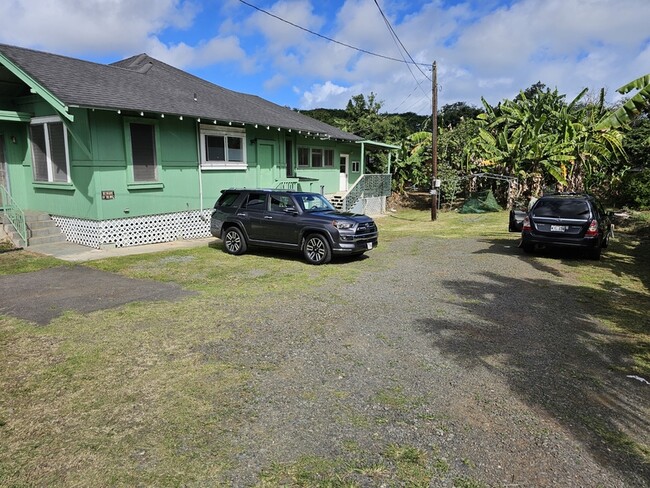 Building Photo - 41-1687 Kalanianaole Hwy A 1