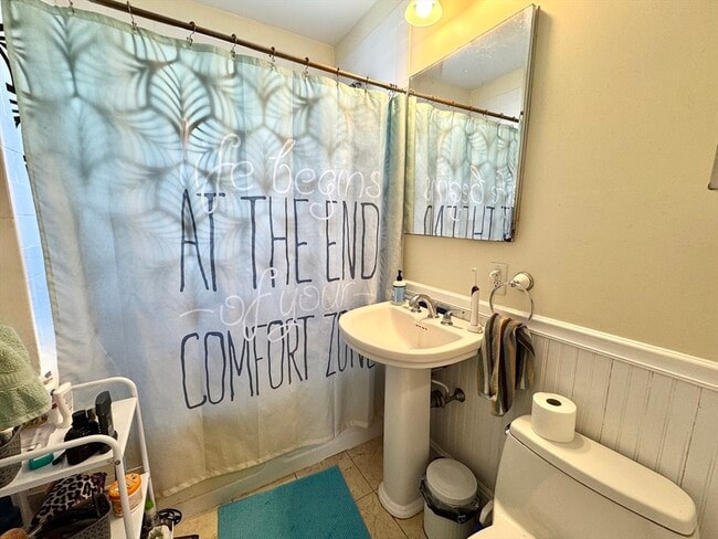 Building Photo - 55-57-57 Newcomb St