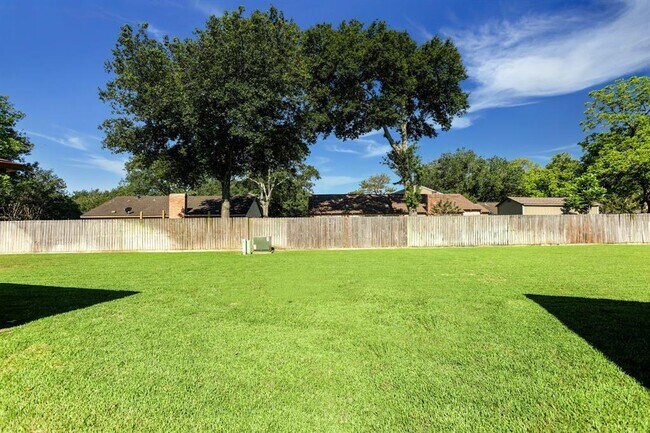 Building Photo - 11507 Wolf Run Ln