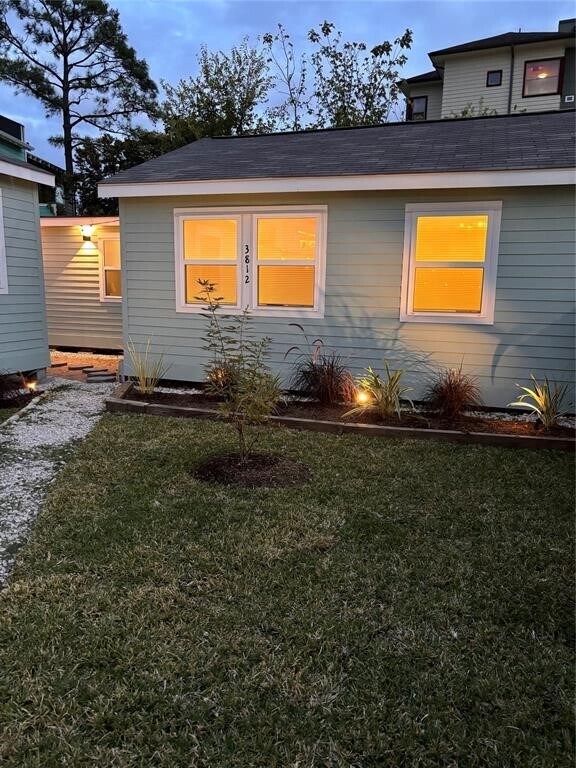 Building Photo - 3812 Fulton St