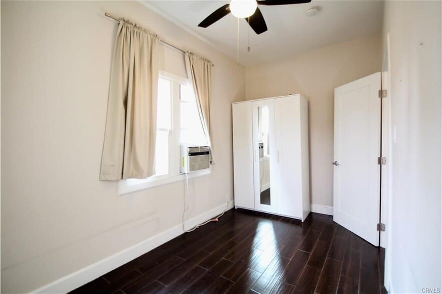 Building Photo - 4225 Maycrest Ave