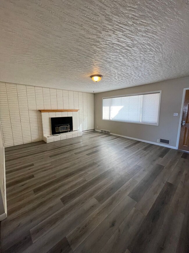Building Photo - Great home for rent!