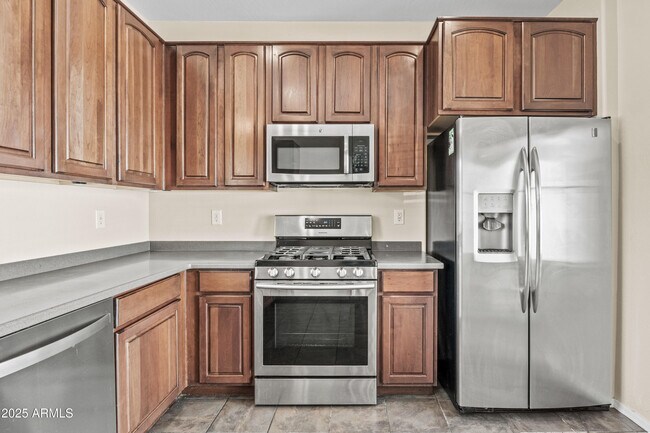 Building Photo - 22025 N 103rd Ln