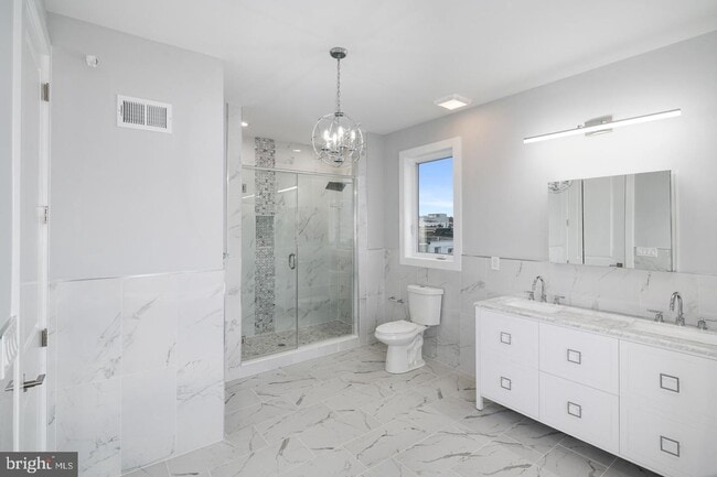 Building Photo - Newly Constructed Fishtown Home