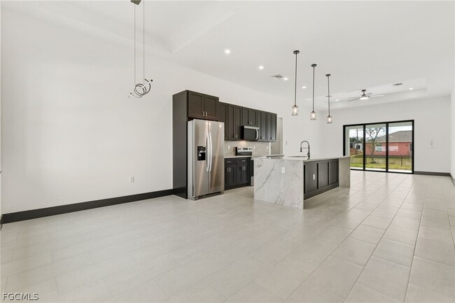 Building Photo - 3015 3rd St SW