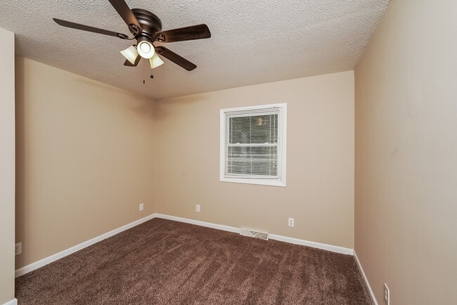 Building Photo - 754 Cedar Crest Ln
