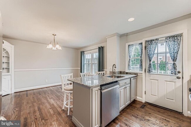 Building Photo - 8119 Kirkwall Ct