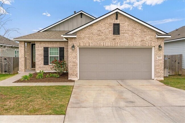 Building Photo - 124 Winding Hollow Ln
