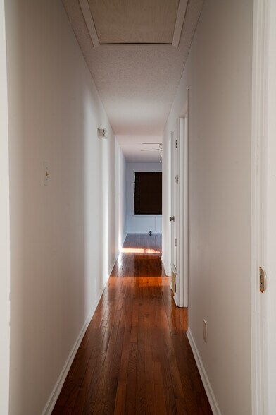 Building Photo - 1337 Vinton Ave