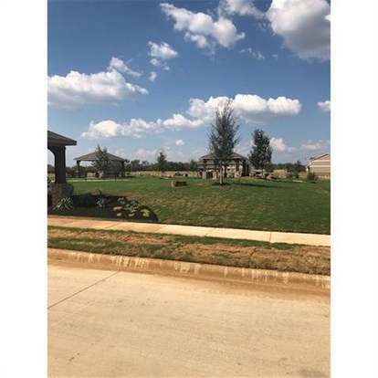 Building Photo - 3537 Brentwood Dr