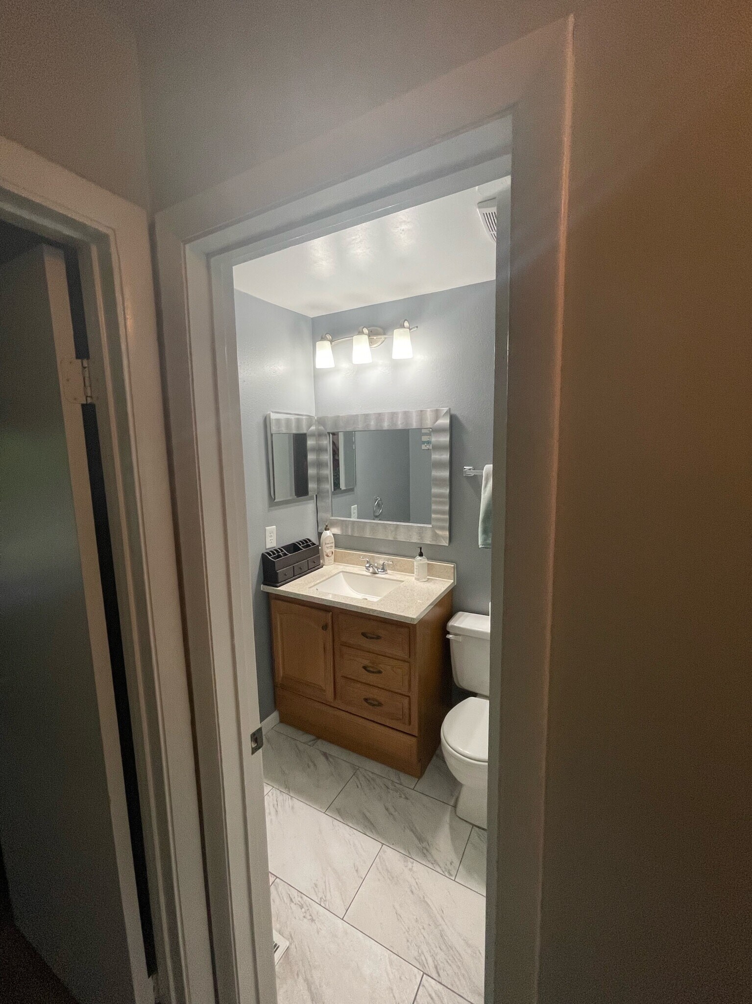 Upstairs bathroom - 3751 Pendleton Ave