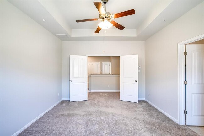 Building Photo - 7220 Wyoming Springs Dr