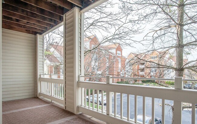 Building Photo - 6954 Ellingham Cir