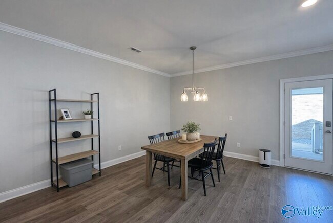 Building Photo - 109 Bienville St