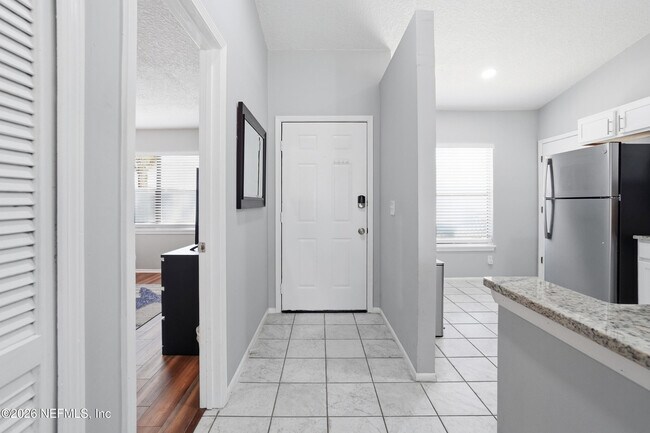 Building Photo - 3419 Islander Way