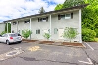 Building Photo - WELL-MAINTAiNED 2 BEDROOM & 1.5 BATH CONDO
