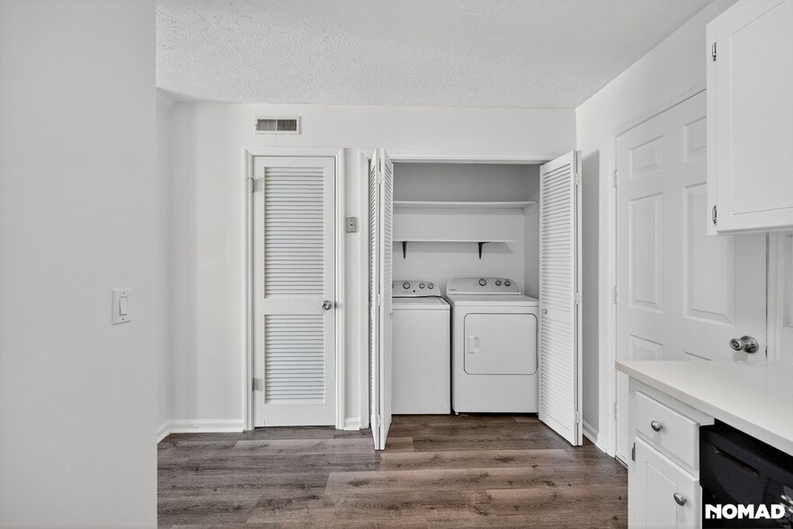 Building Photo - 288 Donna Dr