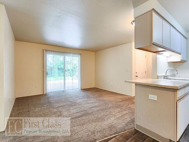 Building Photo - 1235 NW 183rd Ave