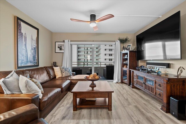 Building Photo - 1630 N Ocean Blvd