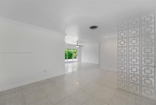 Building Photo - 3615 Riviera Ct