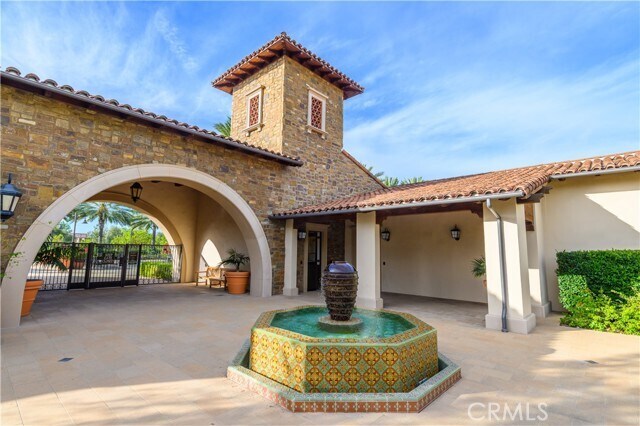 Building Photo - 104 Whisper Rock