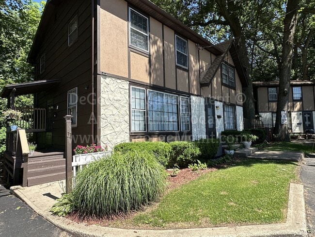 Interior Photo - Sterling Square Townhomes