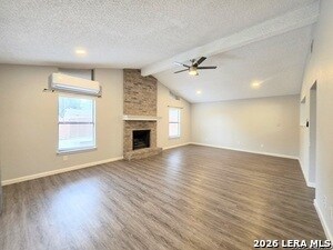 Building Photo - 11643 Creston St