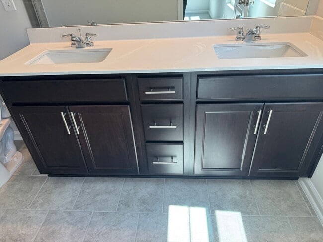 Building Photo - Brand new 3-bedroom / 2.5-Bath in the high...