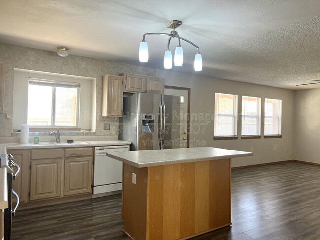 Building Photo - 6436 Peak Vista Cir