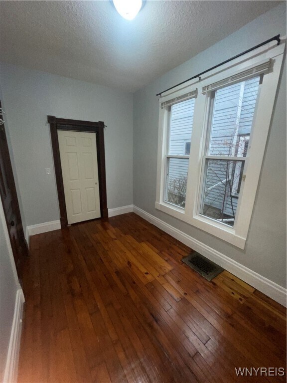 Building Photo - 76 Anderson Pl