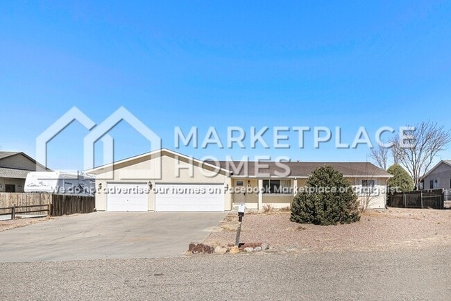 Primary Photo - 147 S Golfwood Dr W