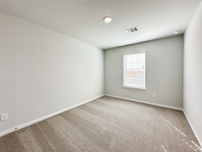 Building Photo - 13368 Burbot Dr