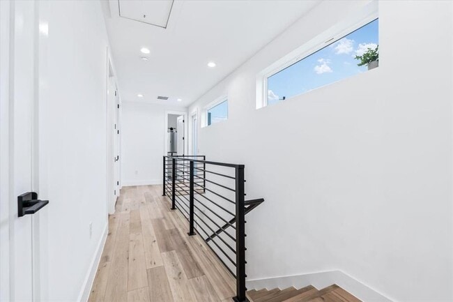 Building Photo - 6300 Santos St