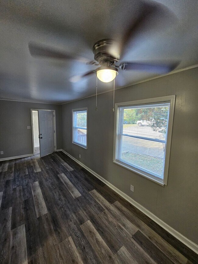 Interior Photo - Live in Comfort at Evergreen Apartments in Knoxville!