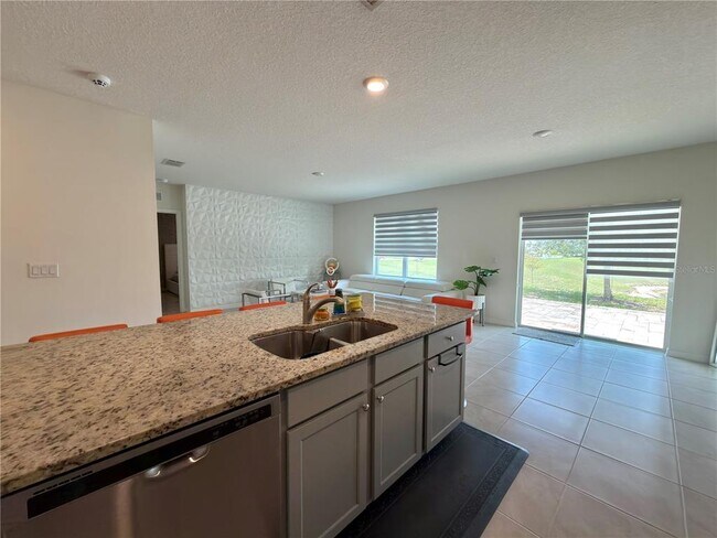 Building Photo - 9004 Tuscan Cypress St