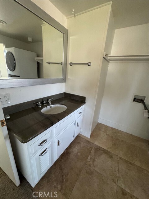 Building Photo - 2181 Via Puerta