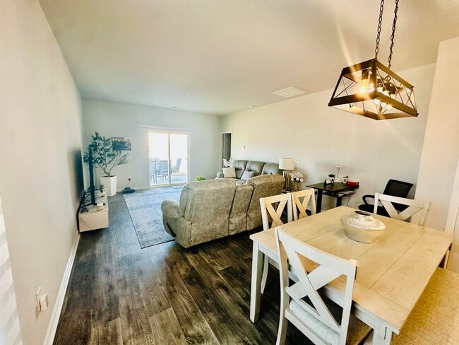 Building Photo - 772 El Pepino Lp